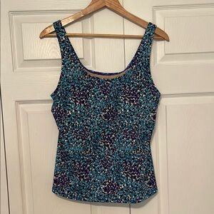 L.L. Bean Blue Swim Tank 18 Regular